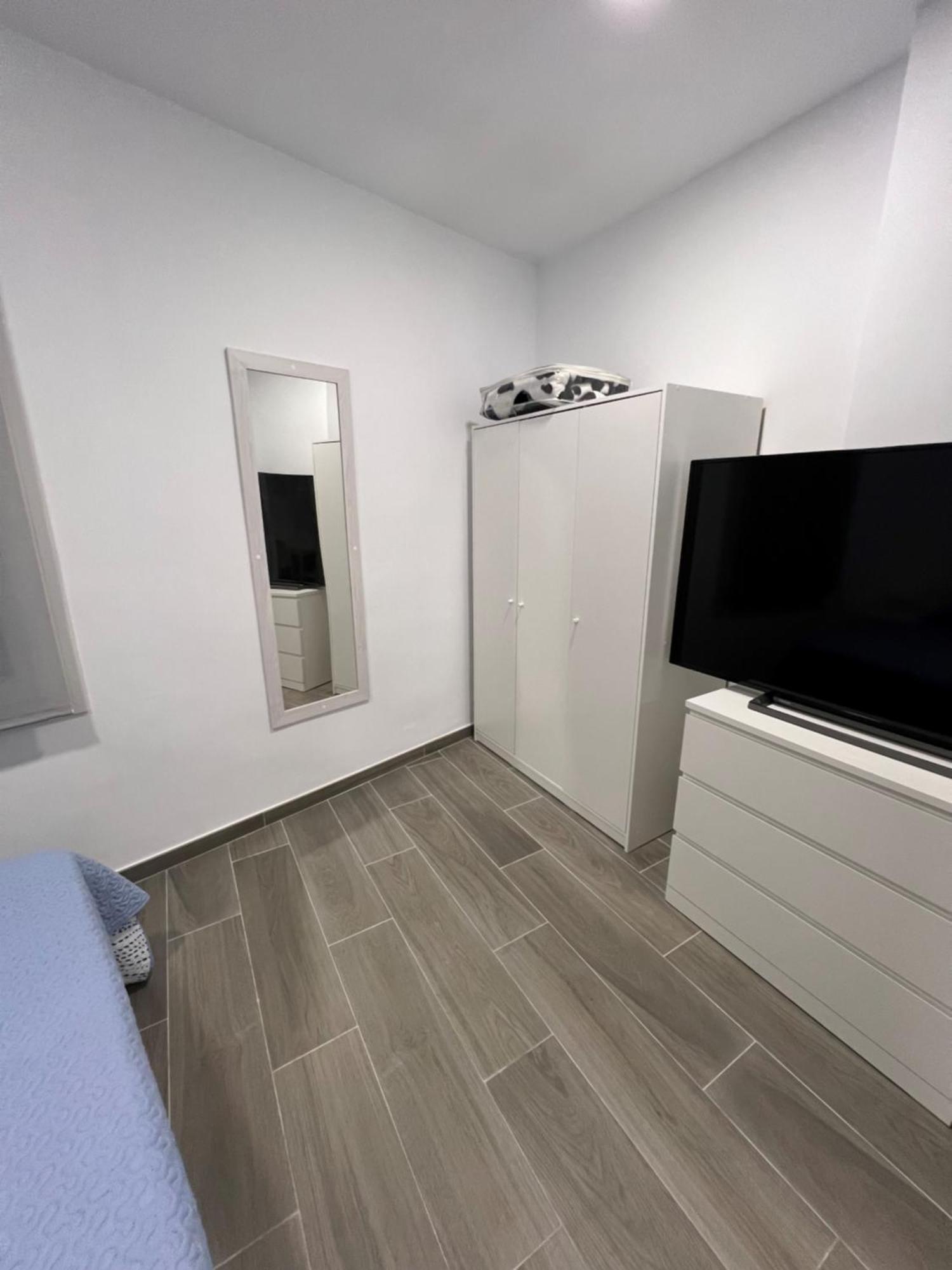 Apartamentos Montalvo Metropolis A Torremolinos Eksteriør billede